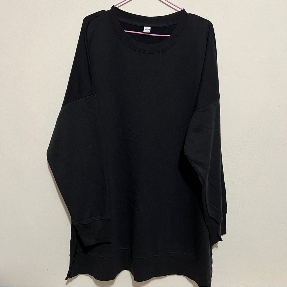 Black Long Tunic/ Sweatshirt